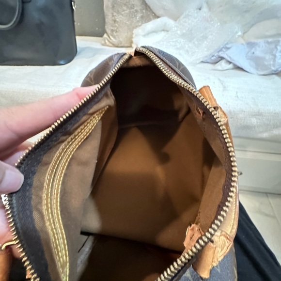 ❤️Beautiful Authentic Louis Vuitton Speedy 25 - Picture 6 of 7